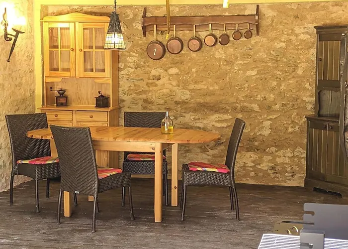 Holiday home Im Herzen Des Perigord Noir In Der Naehe Von Limeuil By Interhome *